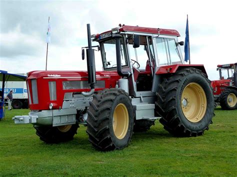 Anton schlueter muenchen) was a german tractor manufacturer in the region of munich, bavaria. Schlüter 2000 TVL steht beim Schlütertreffen am ...