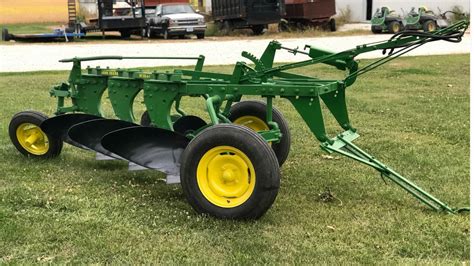 John Deere 3 Bottom Pull Type Plow F61 Davenport 2020