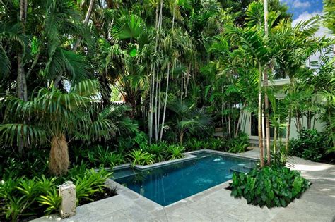 Majestic Gorgeous Tropical Garden Ideas For Home Landscaping Design
