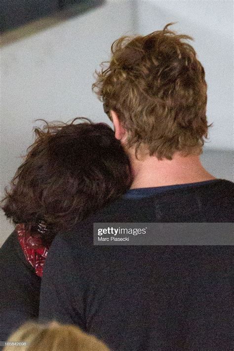 News Photo Actor Simon Baker And Wife And Actress Rebecca Handsome