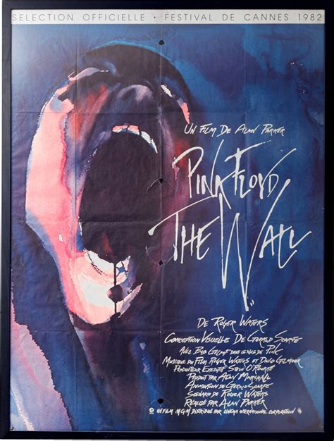 Inner sleeves also feature the wall design with lyrics (graphics by gerald scarfe). Affiche du film "Pink Floyd The Wall" - 1982 - Design Market
