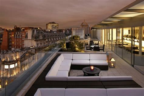 The Best Rooftop Bars In London You Re Going Up In The World