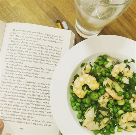 Jojo Moyes Fit Mum Bookstagram Zucchini Healthy Eating Yum Dinner Vegetables Inside