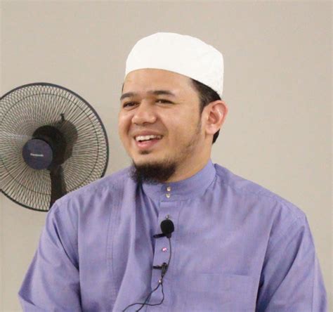 Statements in the mainstream mediaedit. MARI KITA AMINKAN DOA USTAZ DR. FATHUL BARI!!! - Pena Minang