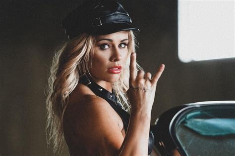 Former Ufc Star Paige Vanzant Sets Instagram On Fire In Her Revealing