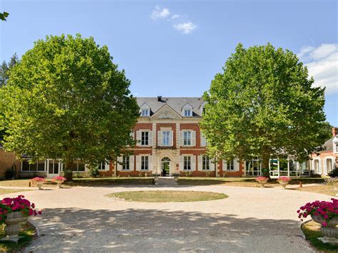 Logis Domaine De Valaudran Hôtel Logis Salbris Séjour Centre