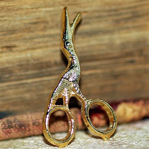Tiny Scissors Brooch Or Pin From An Estate Sale Etsy Brooch