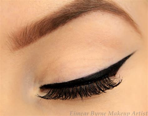 5 Tips On How To Achieve Perfect Freestyle Winged Eyeliner Pretty Designs