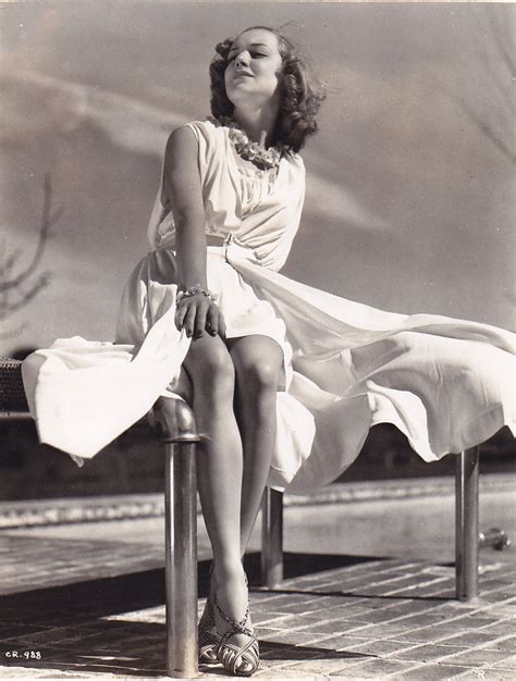 retro nude1960s actress