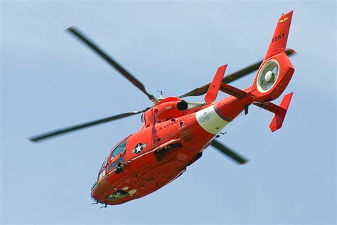 United States Coast Guard Hh 65a “dolphin” Helicopter Flickr