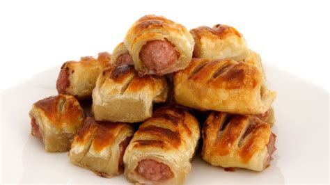 An American Supermarket Invents The Sausage Roll And Gives It A