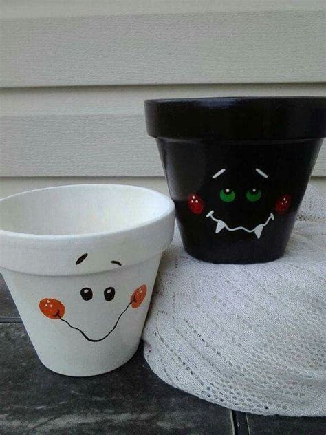 Pin By Mary Estrada On Ideas Halloween Clay Pot Crafts Halloween