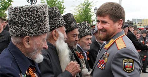یوکرین میں پوتن کی جنگ لڑنے والے رمضان قادروف کون ہیں؟ Independent Urdu