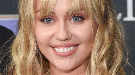 Miley Cyrus New Look Is Causing A Stir