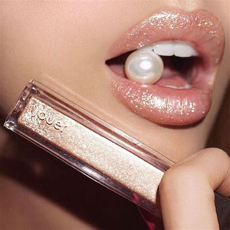 The Best Nude Lip Products For Every Skin Tone