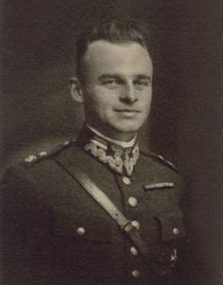 Witold pilecki was a soldier of the second polish republic, the founder of the secret polish army polish resistance group, and a member of the home army. Witold Pilecki | Historia Wiki | Fandom