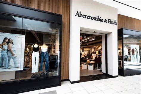 Former Abercrombie Fitch CEO Reportedly Under FBI Investigation For Alleged Sexual Crimes