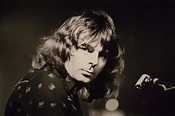 Pink Floyd organist Richard Wright in 1975 : r/OldSchoolCool