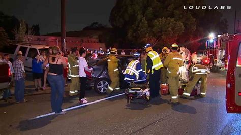 Alleged Dui Driver Slams Into Parked Car 4 Injured Abc7 Los Angeles