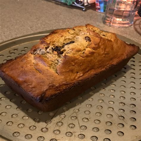 Spray the inside with cooking spray. Banana Nut Raisin Bread