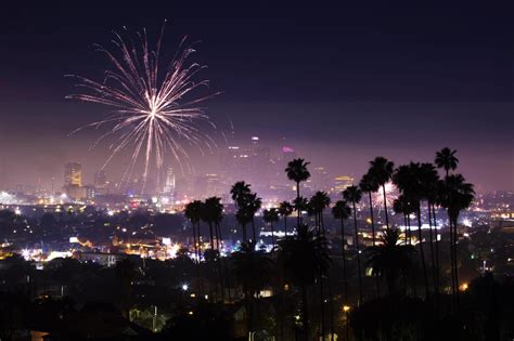 Celebrate 2023 Top 5 New Years Eve Events In Los Angeles Fireworks Festivals And Feasts