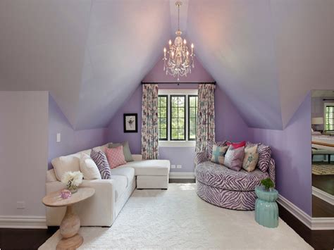 To quickly brighten up the space, paint the room a light colour and add a skylight. 42 Cozy Attic Bedroom Ideas for Girls That Will Make Your ...