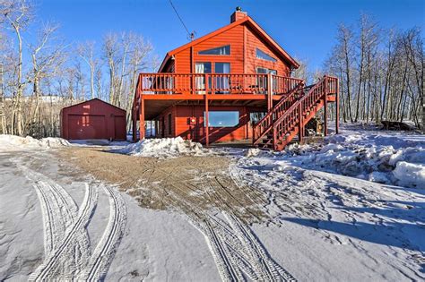 2/11 camper cabins platte river state park's 31 camper cabins provide four to six beds, bedding, linens, towels, picnic tables, fire grates, electrical outlets, refrigerators, kitchen tables and chairs. NEW! Cabin w/ Mtn View ~4 Mi to South Platte River UPDATED ...