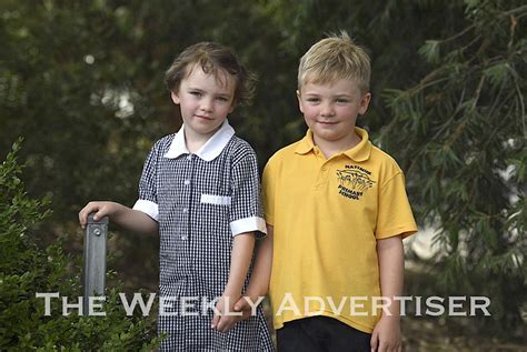 School Is Double The Fun For Twins Elizabeth And Mackenzie Barron The Weekly Advertiser