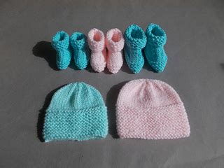 Charming designs, sweet details, and soft colors from hats and booties to baby blankets and sweaters, everything is smaller and quicker to complete. Ravelry: Little Babbity ~ Preemie Baby Hats & Booties ...