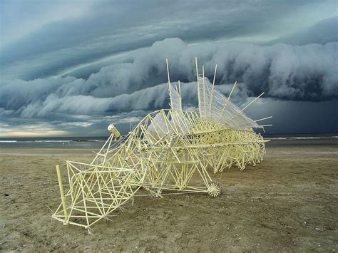 Die Turbine Strandbeests Kinetic Sculptures By Theo Jansen