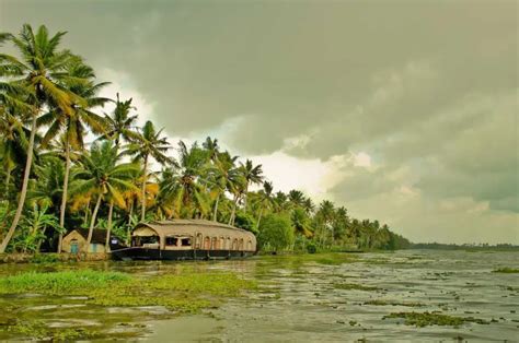 Best Honeymoon Destinations In Kerala Romantic Honeymoon Places In