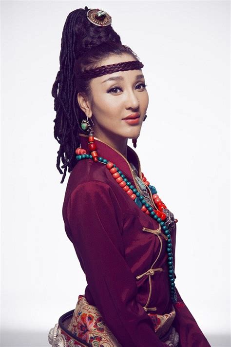 Top 8 Most Beautiful Tibetan Women Photo Gallery