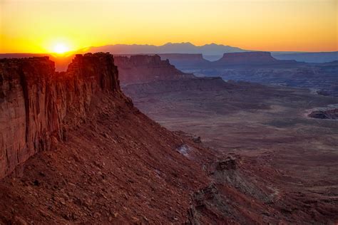 Sunrise At Panorama Point In The Maze Canyonlands National Flickr