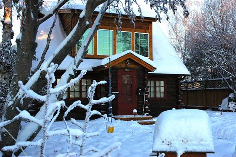 Maybe you would like to learn more about one of these? Flickriver: Photoset 'Log Cabins in Anchorage, Alaska' by ...