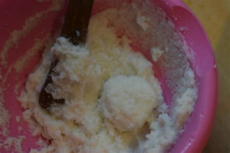 If you have heard of tuwon shinkafa but don't know how to make it, then you are in good hand. Tuwo Shinkafa and Miyan Wake - Sisi Jemimah