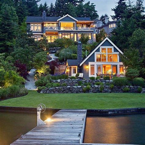 20 Waterfront Lake House Designs