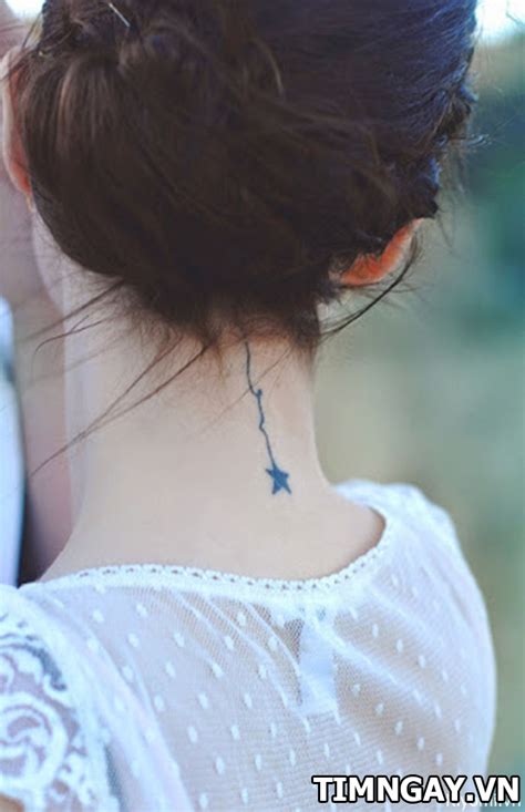 Khác với mẫu hình rồng của nam giới, mẫu hình xăm cho nữ thường nhỏ. Vị trí đặt hình xăm nhỏ cho bạn nữ ưa thích sự kín đáo