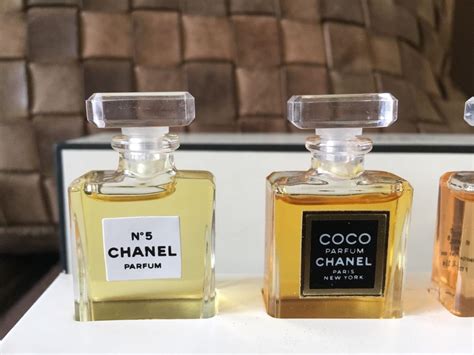 Chanel Paris Fragrance Wardrobe Mini Perfume T Set Of 5 Nib