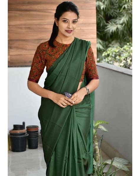 How To Style Simple Sarees To Look Super Stylish Keep Me Stylish
