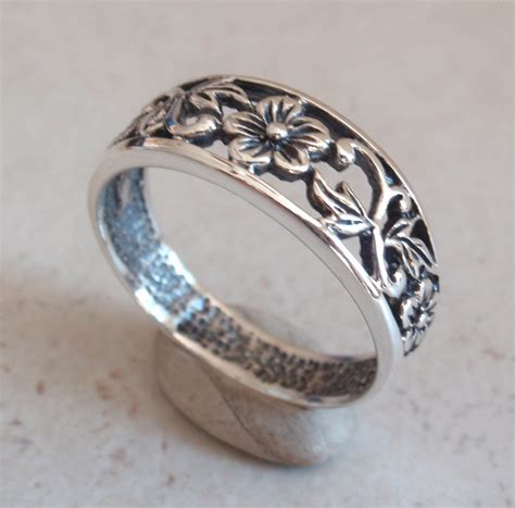 Sterling Silver Floral Ring Band Flower Leaves Vines Cutout Etsy