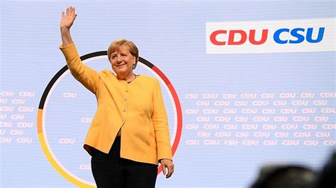 Auf Wiedersehen Mutti Merkel Příběh Kancléřky Z Východu Německa Se Už