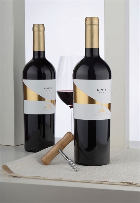 Varna Winery Red Wines Red Wine Wine Label Design Wines
