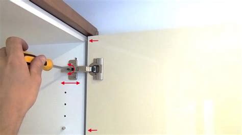 Pack s kleiderschrank aufbauen führungsschienen für. Scharniere einstellen - Tipps & Tricks @ diybook.de