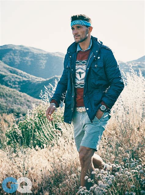 How To Dress Like An Outdoorsman Without Looking Like A Mountain Man