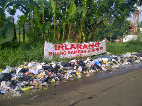 Buang Sampah Sembarangan Di Kota Bandung Siap Siap Kena Denda