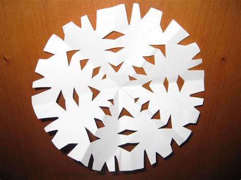 How To Make Simple Crystal Paper Snowflake Free Print