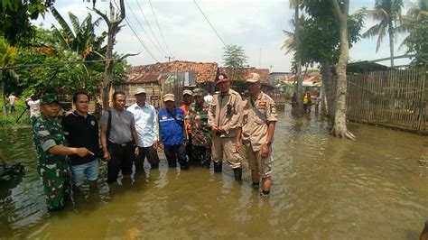 Sungai Meluap Puluhan Rumah Warga Pamarican Terendam Banjir Zona Publik