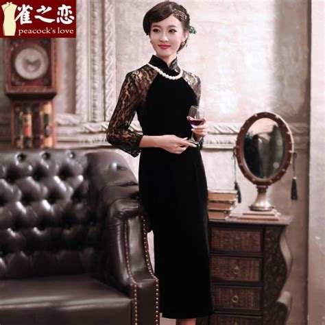 Elegant Lace Sleeves Long Velvet Cheongsam Dress