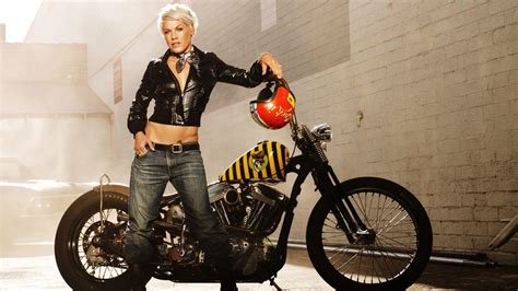 Pink Singer Hd Wallpapers Wallpaper Cave