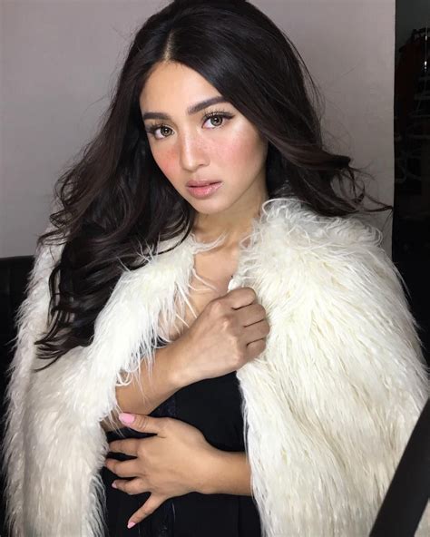 nadine lustre looks gorgeous with faux freckles preview ph nadine lustre makeup faux